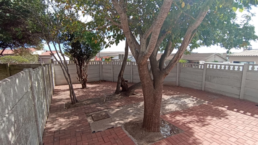 4 Bedroom Property for Sale in Vredenburg Western Cape